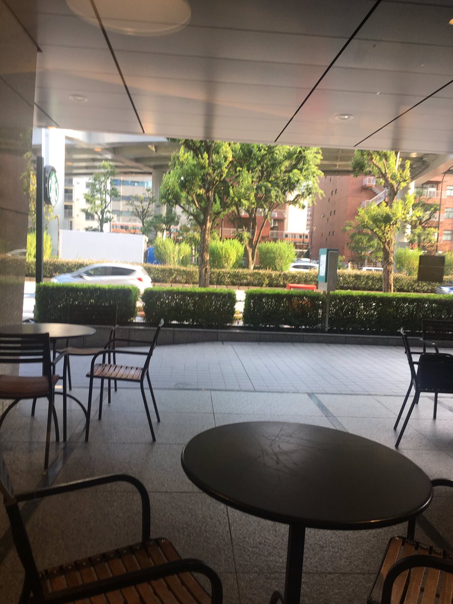 いっち בטוויטר カウンター席越しに見えるこの景色 なんかすごい好き スターバックス水道橋後楽森ビル店 カウンター席好き スターバックス Starbucks