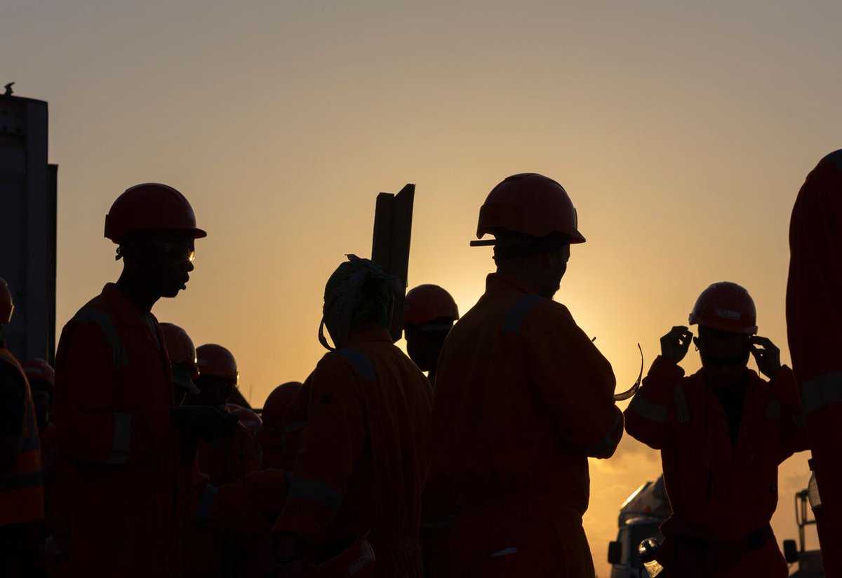 CSIEnergyGroup's tweet image. Ready, steady, Go!
Our team geared up to conquer the day - image caught at sunrise after a Pre-Start meeting at JNIA Terminal 3
#CSIProjects