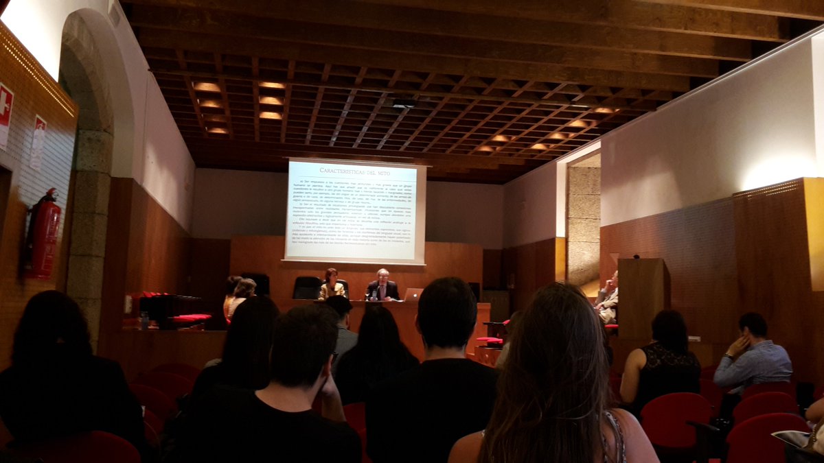 CongHDOlladasIM's tweet photo. Comeza o curso de verán Retazo IV da @UniversidadeUSC no #IEGPS #CSIC con Isidro García Tato falando sobre historia,mito e lenda #medieval https://t.co/cUHzHS7gIc