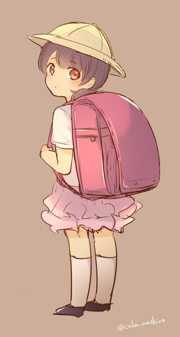 体の小さい子がランドセル背負ってるとランドセルが大きく見えるな可愛いなっていう落書き 