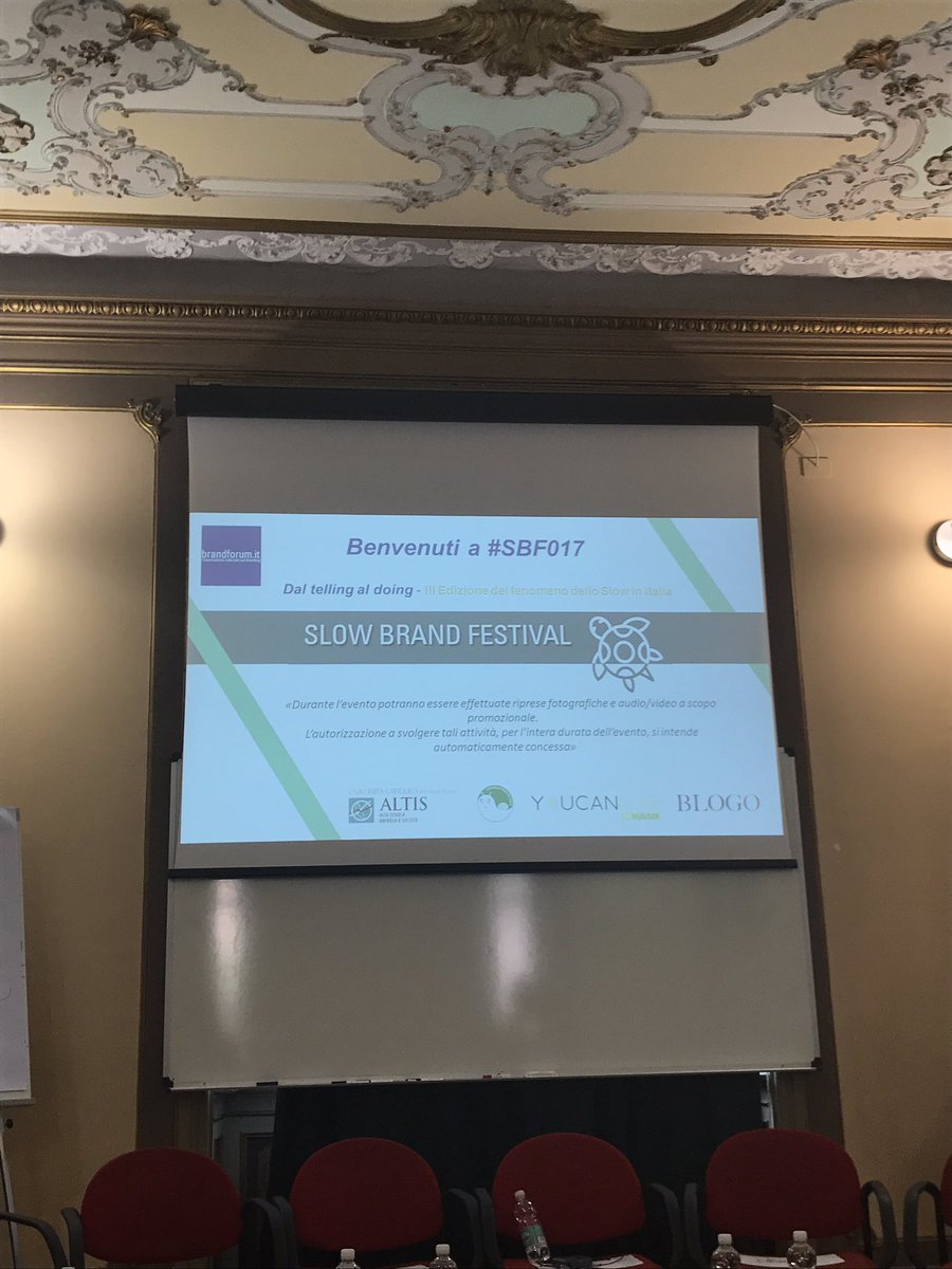 marghlandi's tweet photo. Terza edizione del fenomeno Slow in Italia #SBF017 @ALTIS_Unicatt @GuidoneBianco #masterdcs @MasterDCS @Unicatt @Brandforum_it https://t.co/wl1L1wiRXn