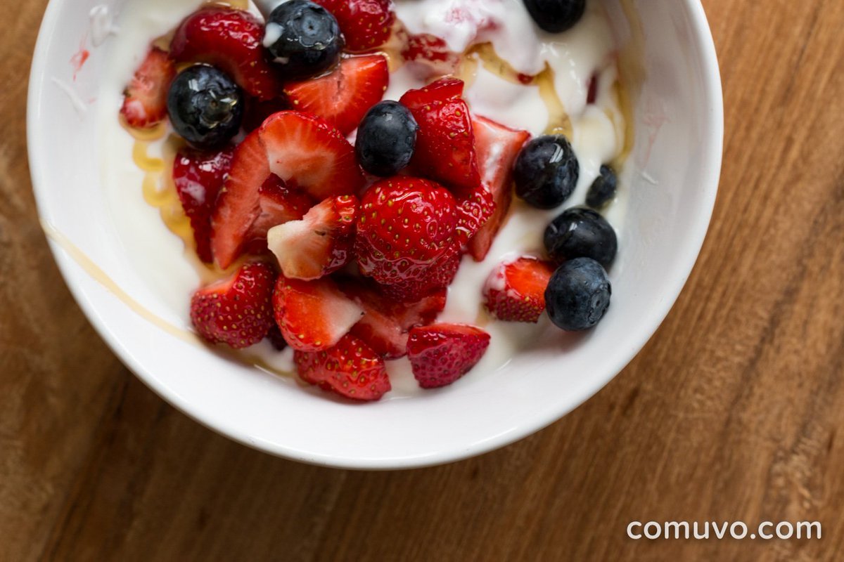 comuvo's tweet photo. Diese leckeren #Snacks bringen dich frisch&amp;gesund durch den Sommer: https://t.co/ifH88N8tDp | #gesundundlecker #fitfood #dersommerkannkommen https://t.co/W0usjqfVHr