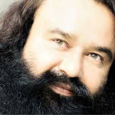Priyain13486603's tweet image. Dhan dhan satguru tera hi aasra @Gurmeetramrahim 
#FunSessionWithFDD