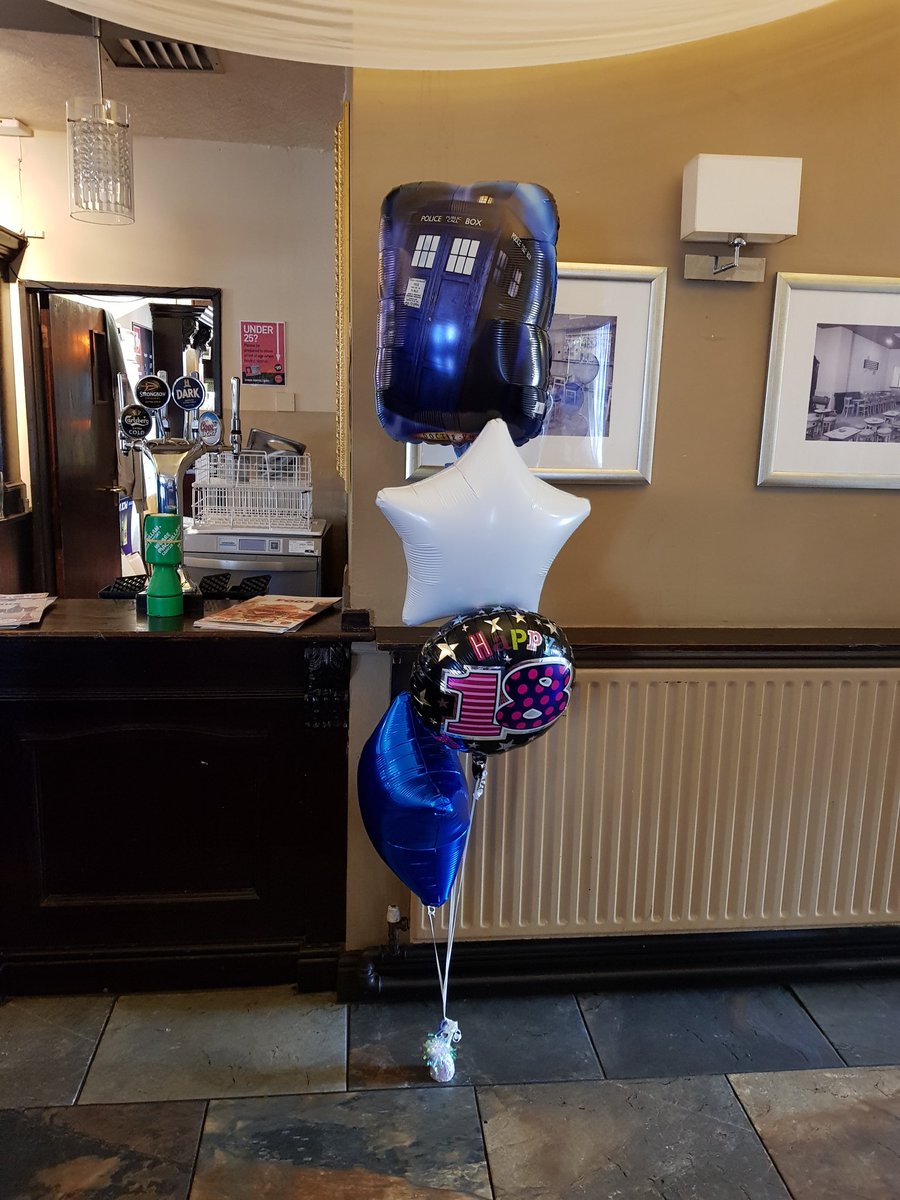 BalloonbeyondUK's tweet image. Happy 18th Birthday  Drew!
At The Beechdale pub!