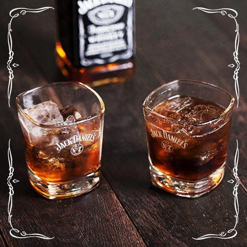 JackDanielsUK's tweet photo. Not all whiskeys mix perfectly with cola. But not all whiskeys are Jack. #Jackandcola https://t.co/SgqfiO5Q6C