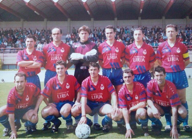 | Llíria EFEMÉRIDES | 

Nuestro primer equipo cuando militaba en 2ªB en la temporada 92/93. Partido en el Puchades frente al <a href="/valenciacf/">Valencia CF</a> .