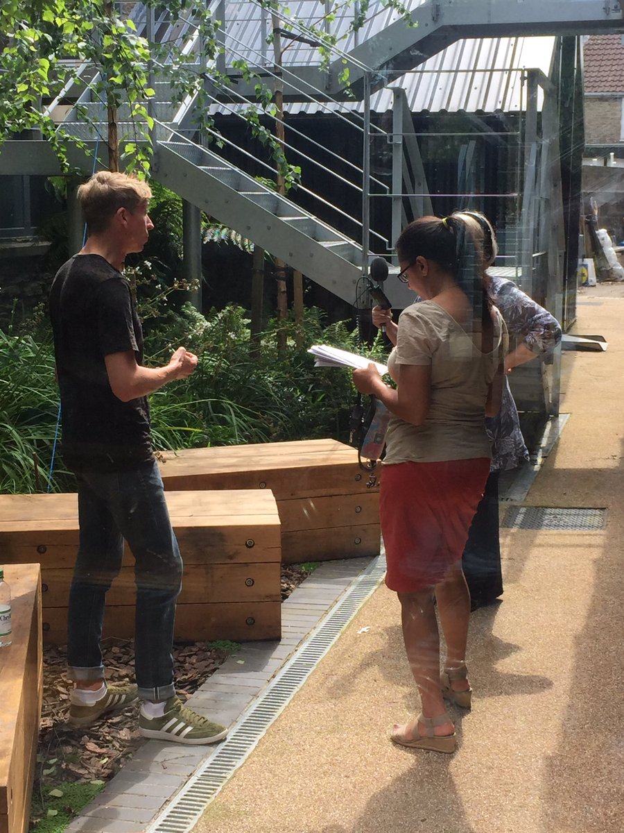 exciting morning <a href="/BBCRadio4/">BBC Radio 4</a> are here for their <a href="/BBCBusiness/">BBC Business</a> show interviewing #frome businesses