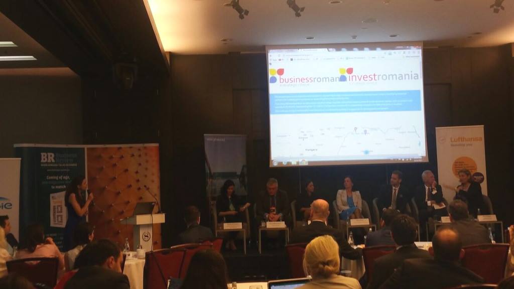 teamcodingro's tweet image. We are honored to present our partnership with the @guv_ro and @investromania by launching our online platform businessromania.gov.ro