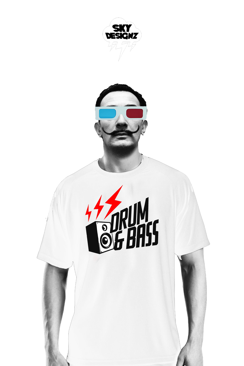 KapowLondon's tweet photo. #rave #DrumNBass #jungle #junglist https://t.co/F0lUyxOo4V