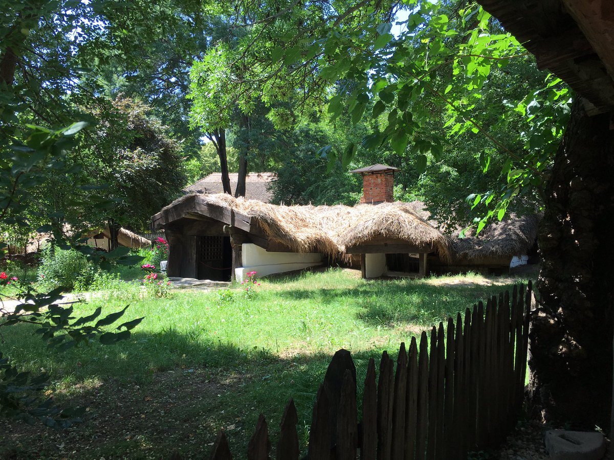 BestBitsWorld's tweet photo. A gorgeous day #Bucharest #jaywayromania @jaywaytravel. Loving the traditional house museum! Yes, this is a house half built into the ground https://t.co/TmnMRuylha