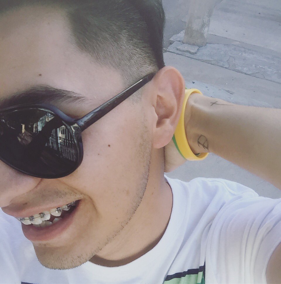 calcetinestv's tweet photo. Veamos el cambio que tendrá Kike
Gracias a Smile Studio
#Dentista #TvShow #SmileStudio #Talkshow #Brackets #Sonrisafeliz #babyboy #Perfect https://t.co/SMopwaywM0