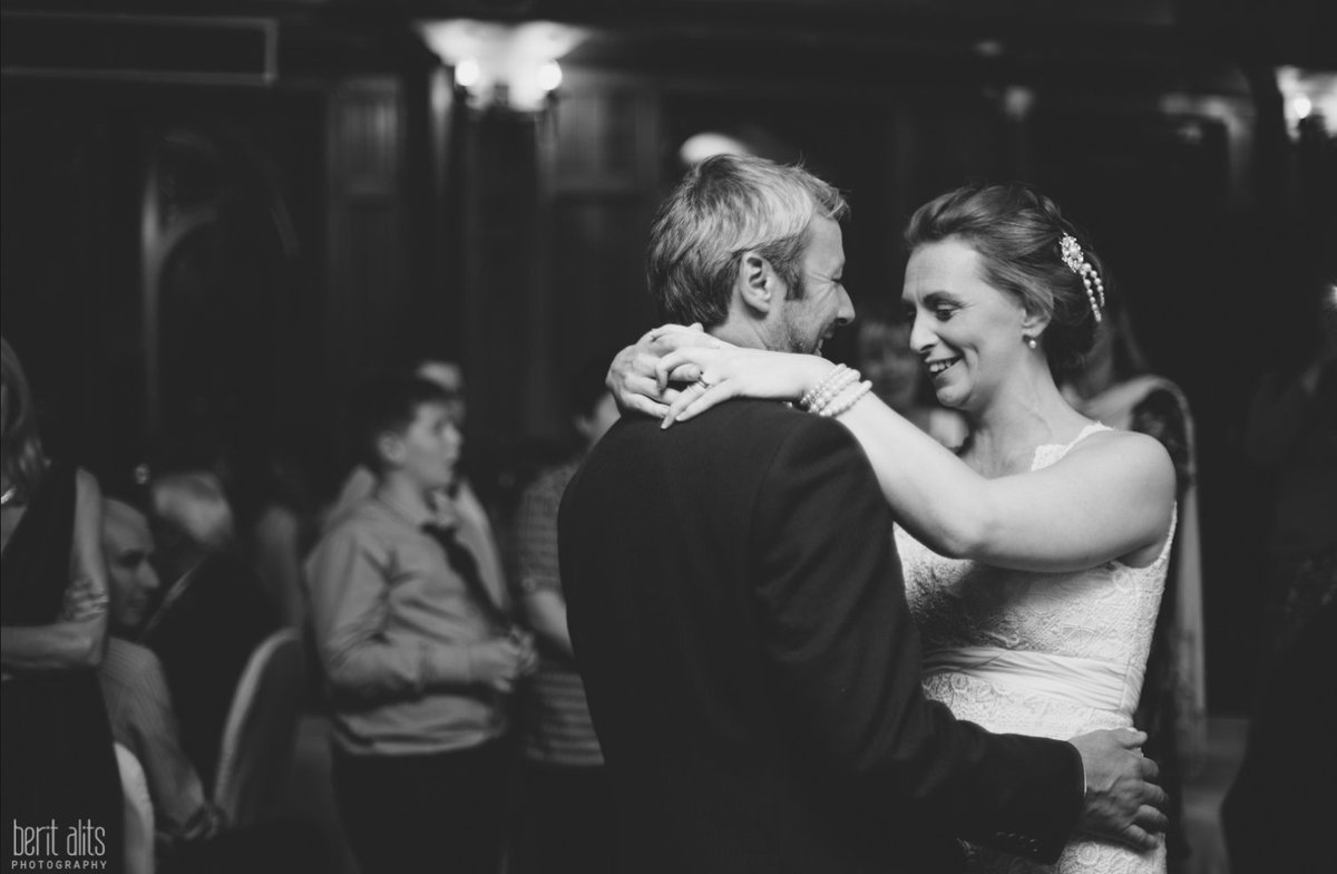 Warble_Ents's tweet photo. Alternative First Dance songs - Our personal fave is #4 >> https://t.co/rJMzECIz2Z #FirstDanceSongs #FirstDanceIdeas #FirstDance #Wedding https://t.co/TcMAvV4tk0