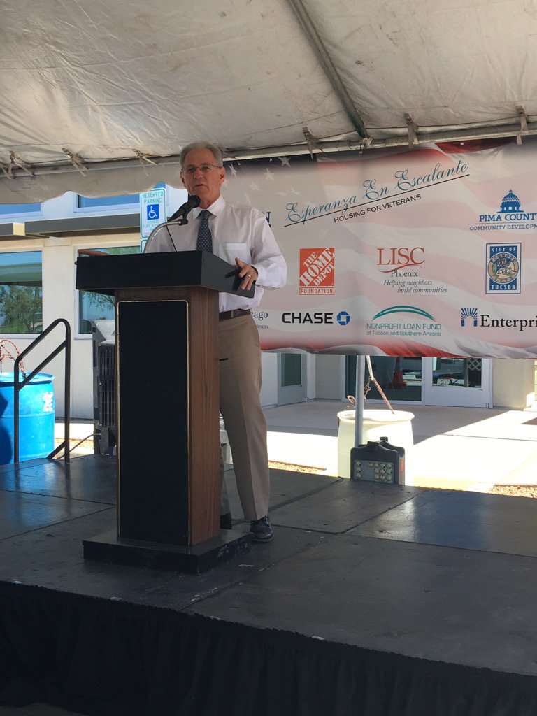 Thank you Tucson Mayor Rothschild for supporting Esperanza En Escalante, affordable housing for veterans!