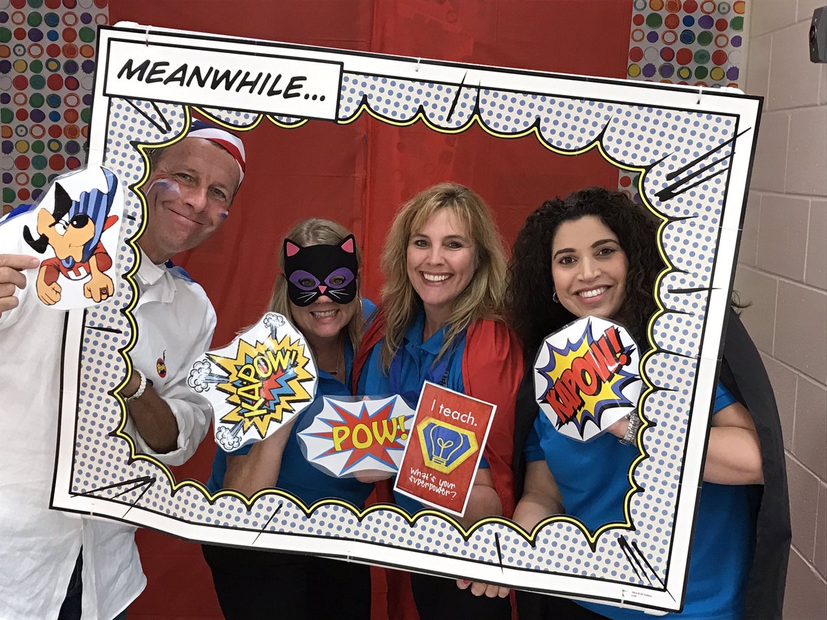 Meanwhile, the PSLI team is ready for the second half of SLT Day 1.  #VCSSLT <a href="/GaryGmarks/">Gary Marks</a> <a href="/mrroa/">Meg Roa</a> <a href="/lyndigoepfert/">Lyndi Goepfert</a>