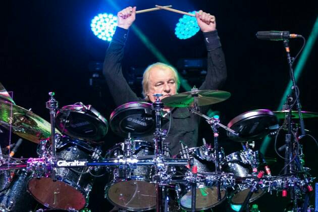 Happy 68th birthday to Alan White!  