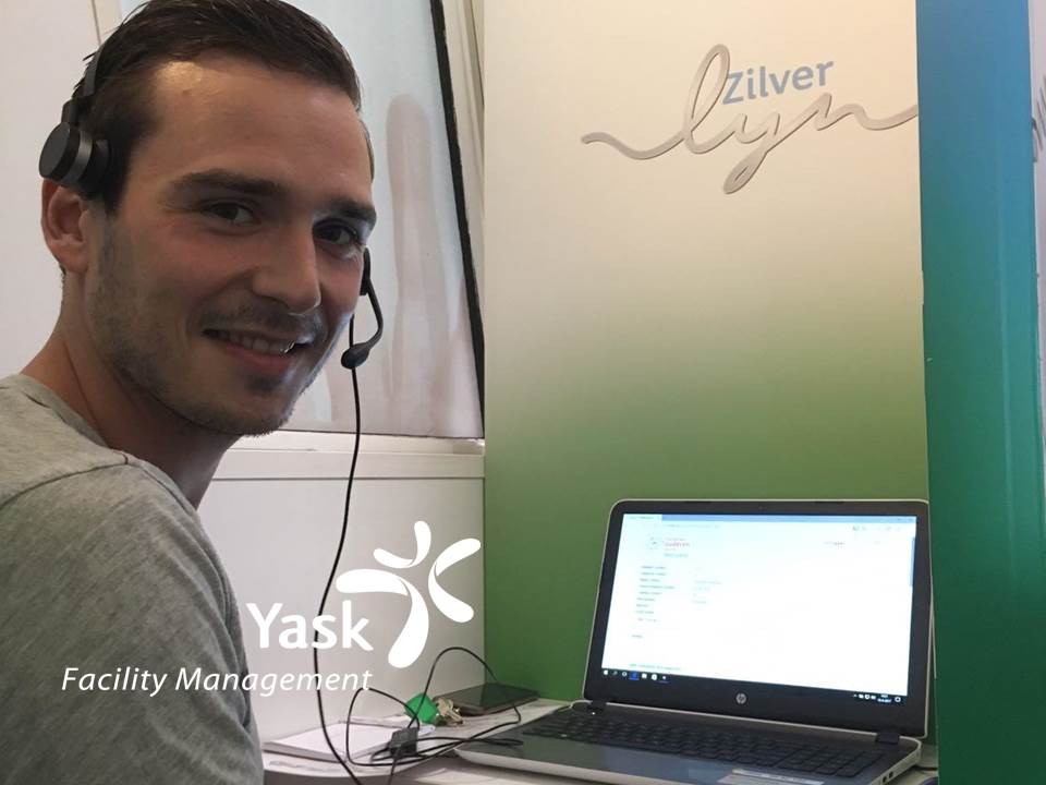 VebegoFS's tweet photo. Collega Justin zat gisteren in de #Zilverlijn van het Nationaal Ouderenfonds. Een mooi initiatief van collega's om hieraan deel te nemen! https://t.co/pnaqPZ12po