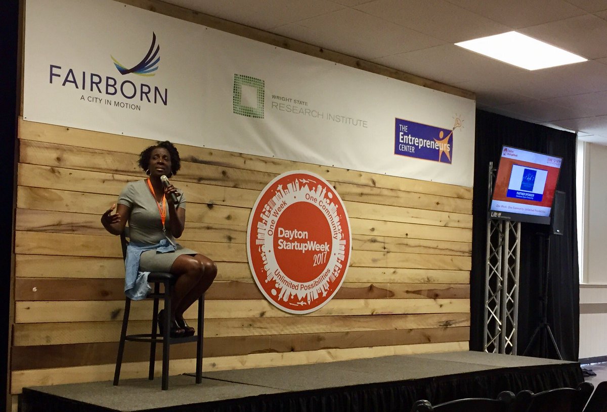 jessicamador's tweet image. Learning from past failure to create a new successful startup with a social mission in #dayton @thirdperk Juanita-Michelle @DytStartupWeek