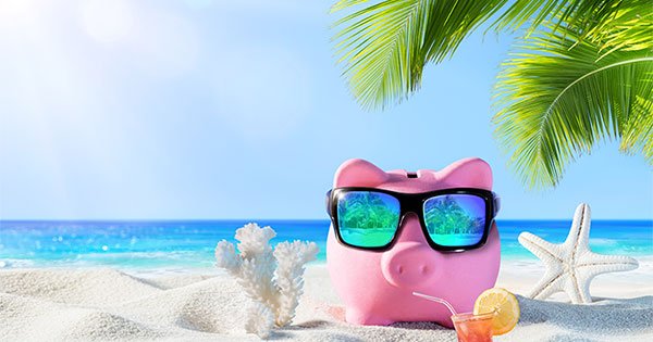 CarrieLyonsBHHS's tweet photo. Spring market might be ending, but there's no reason to worry! Here's 5 reasons to sell this summer! #goodtoknow

https://t.co/6hg5ujoTD8 https://t.co/jPS9QBInfw