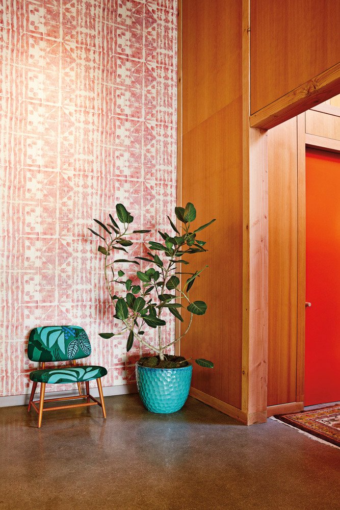 We're thrilled that our new Los Angeles flagship is featured in the Summer 2017 issue of <a href="/dominomag/">Domino</a>! See it here - goo.gl/ykZPEV