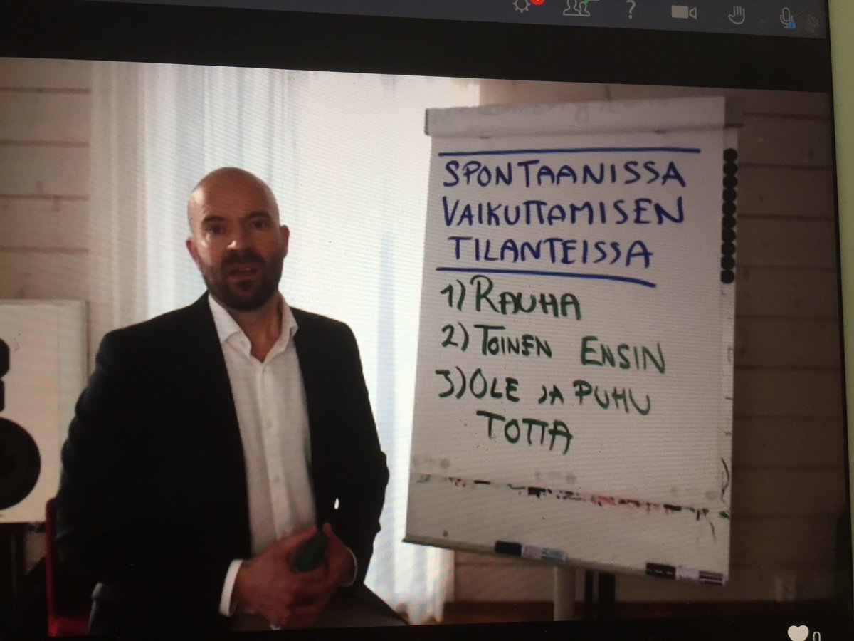 JohannaKukka's tweet photo. @Marc_Moberg Vaikuttaminen on palvelutehtävä. Säilytä rauha, ymmärrä ensin toista ja ole ja puhu totta. #vaikuttajaksi https://t.co/kCMURfxpLi