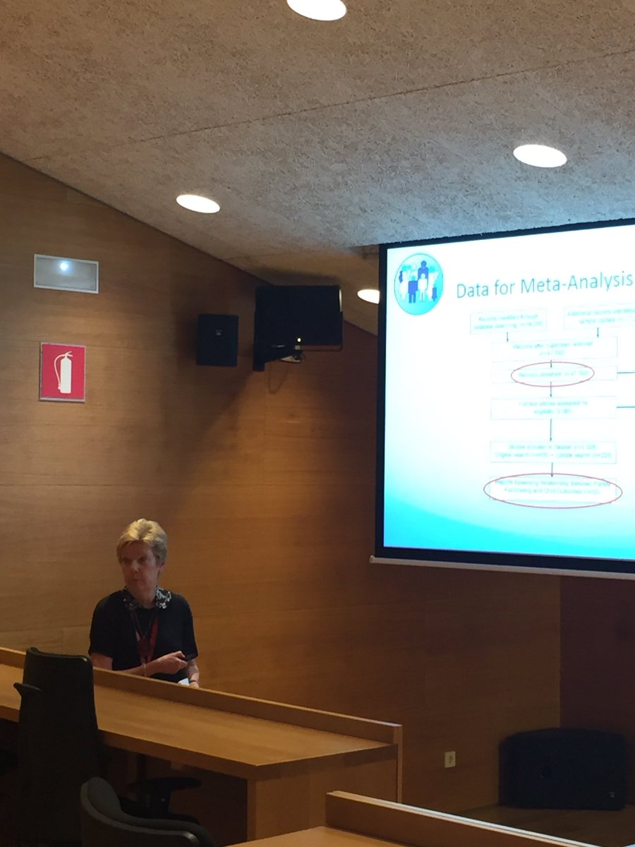 Nanyonjo97's tweet photo. @kknafl Talking about challenges to get à look of the #familyresearch at #IFNC13 https://t.co/cj5LCOdFiV