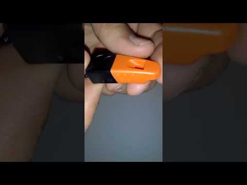 CampingHQ's tweet photo. #camping Ganzo Plastic Whistle with Lanyard for Outdoor Camping  - ORANGE  (придбано в GEARBEST) - https://t.co/Eo7tknG1yh #RT #Retweet https://t.co/a0L6rlpqj6
