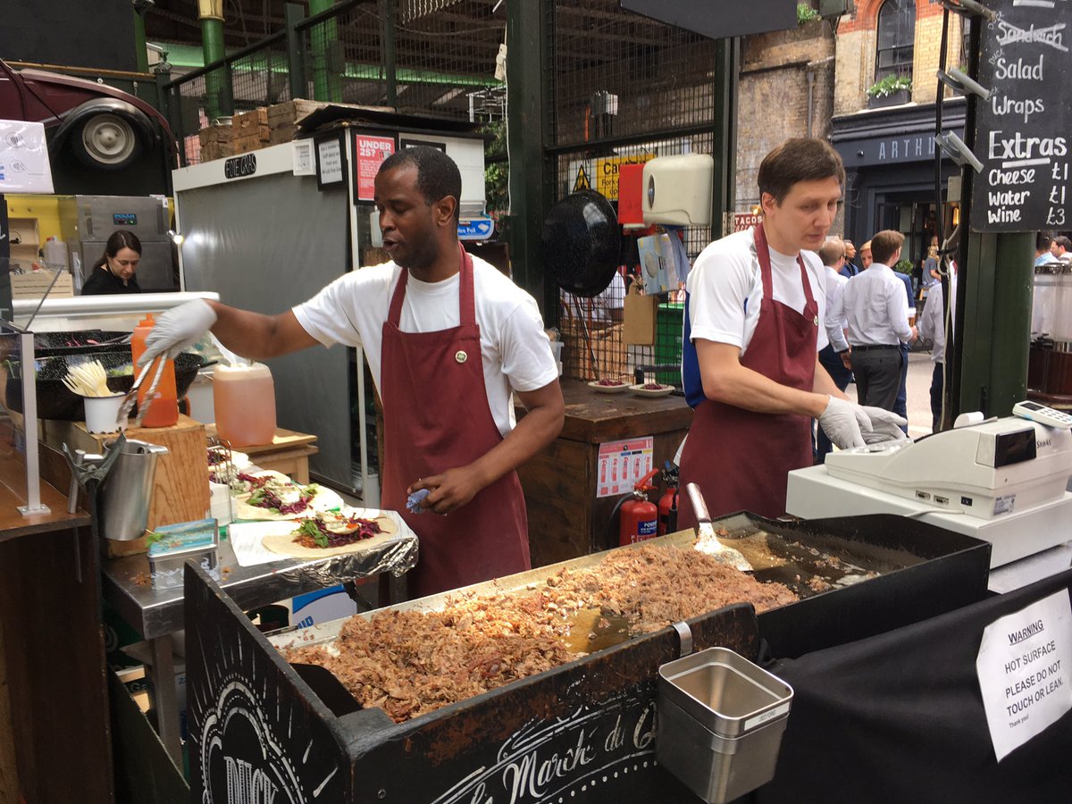 Sareyware's tweet photo. The only place I could be at lunchtime today - welcome back, @boroughmarket! Xx #LoveBorough @CinnTreeBakery @duckconfituk https://t.co/I5tFryYujO