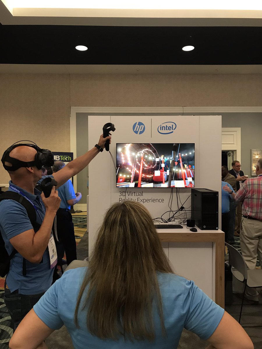 SharonKaiser33's tweet photo. At #ubtech17, hands on virtual reality and augmented reality! #ForReal #ubtech2017 https://t.co/yEPiJxxEPx