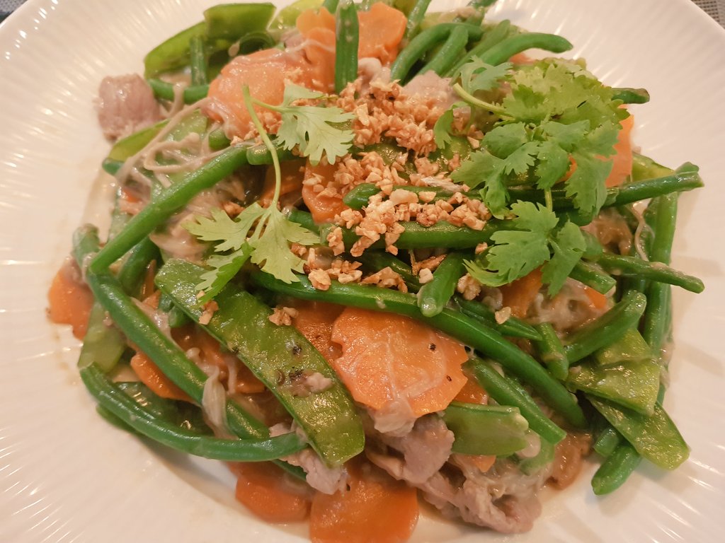 LividEye's tweet photo. Another good #dinner on a Wednesday night. #guysthatcook #dinnerisready #dinnerfortwo https://t.co/ayv7R9x1Kb