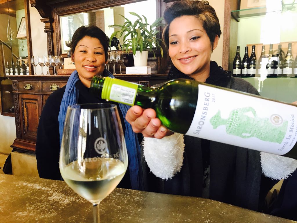 Saronsberg's tweet photo. It’s a fresh and fruity #WineWednesday with the exciting news that our #EarthInMotion 2017 is now available! #DrinkChenin https://t.co/nCQcLmbqpT