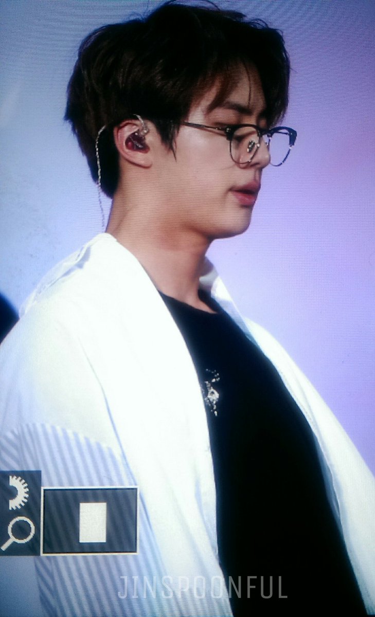 JINSpoonful's tweet photo. 170614 NAGOYA WINGS #JIN #진 
@BTS_twt https://t.co/CK0C1PWhmJ