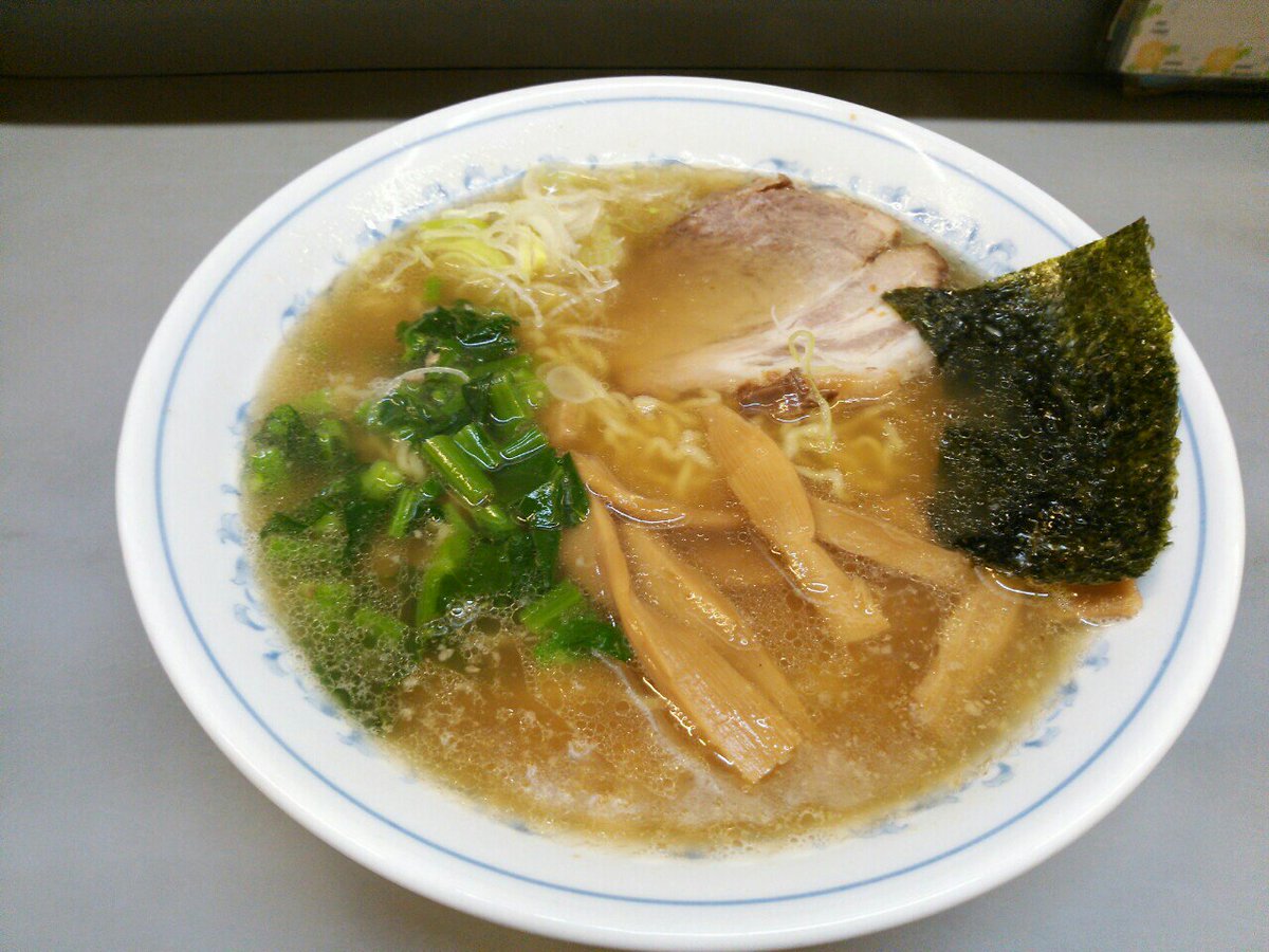 茶とらっしゅ 赤字の病院を救って 町田のラーメンやさん こちらも大人気 いぶし銀 さん 写真は昨年のになっちゃいますが マツタケです 忘れられないビックリの美味しさ 定番はもちろん美味しい上に 毎月の限定も楽しみ 町田 ラーメン
