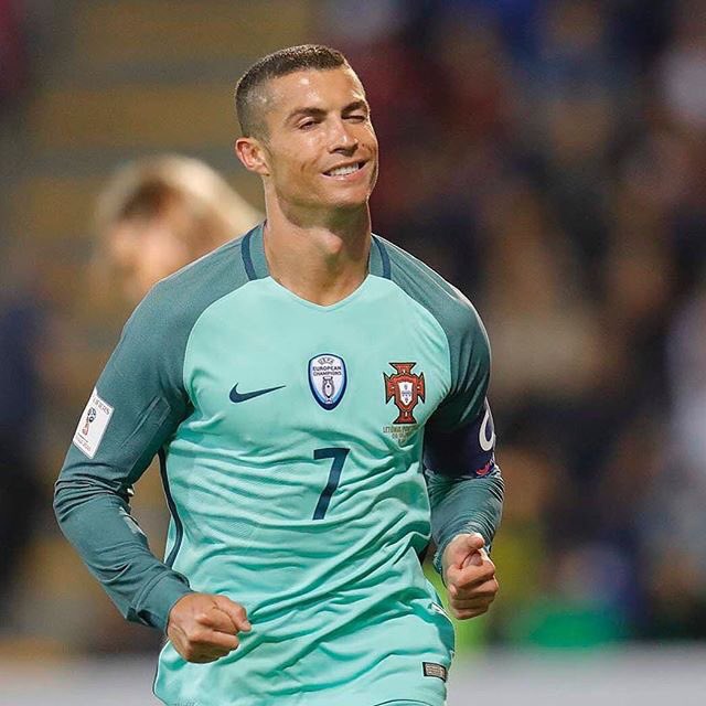 View image on Twitter