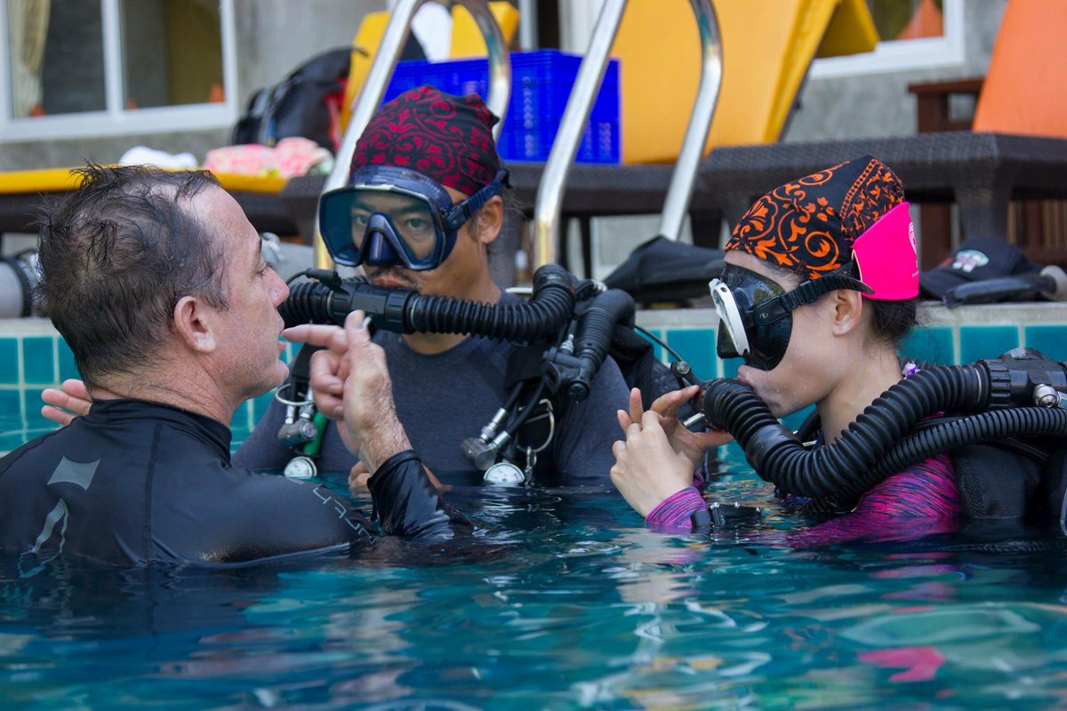 goproasia's tweet photo. Running another #CCR and #sidemount try day on June 27th. #buildingbetterdivers #jjccr #sf2 #tecdivers #dm #idc #padi #scuba #diving https://t.co/yZqyxowgoh