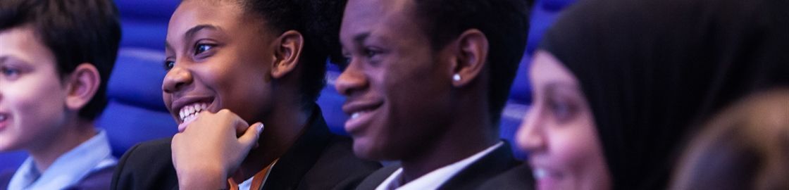 UK_SIC's tweet image. Childnet are looking for young people who are passionate about online safety to become Youth Ambassadors! bit.ly/2rqLRCH