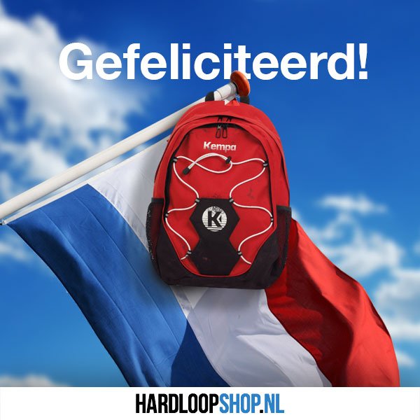 Hardloopshop's tweet image. Laat je tas maar lekker hangen! 😉 Gebruik de code GESLAAGD2017 ➡ Vandaag en morgen 10% TASKORTING! 🎒💼 bit.ly/GeslaagdeKorti… #examenuitslag