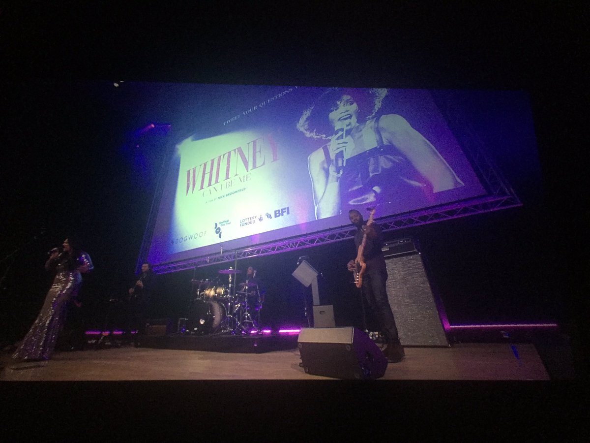 ConditionThis's tweet photo. @meeshjohn Forgot to post these. Saw you perform at the #WhitneyLIVE thing on Sunday. I'm Every Woman was fab! #whitneyfilm #Whitneyhouston https://t.co/v66hcW5ygi