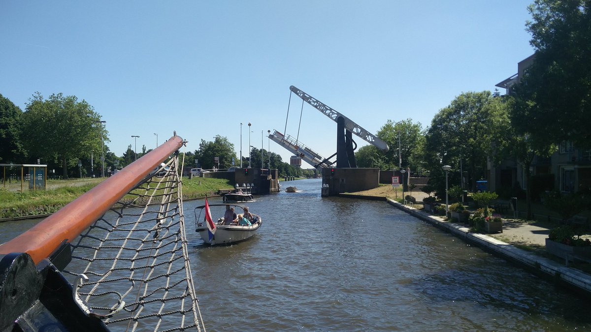 baaslisa's tweet photo. Laatste etappe voor vandaag. We gaan Leiden in. #vaarmee https://t.co/lzqHHvNWRs