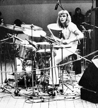 Happy Birthday to Alan White! 