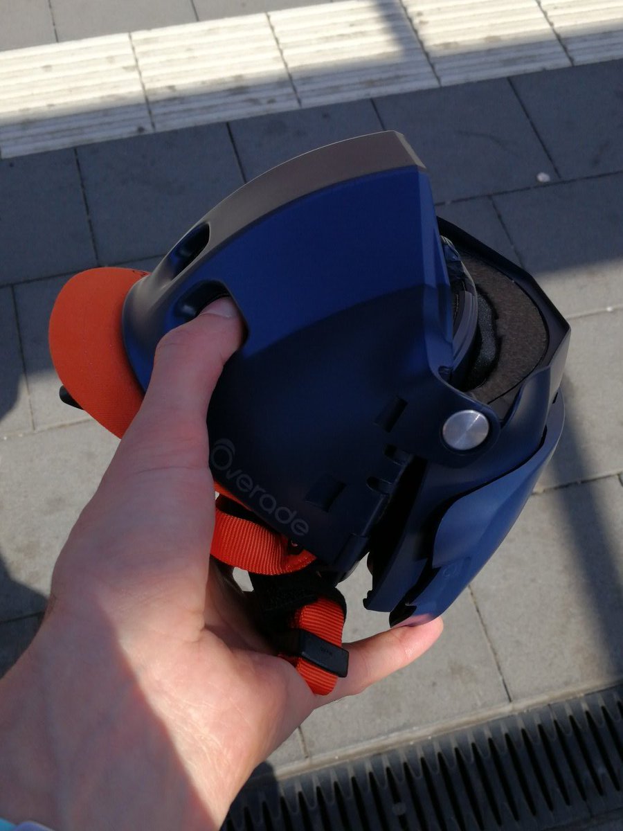 Toupietwopi's tweet photo. Première sortie avec mon nouveau #PlixiFit de @WeAreOverade ! https://t.co/HPQwUGEF33