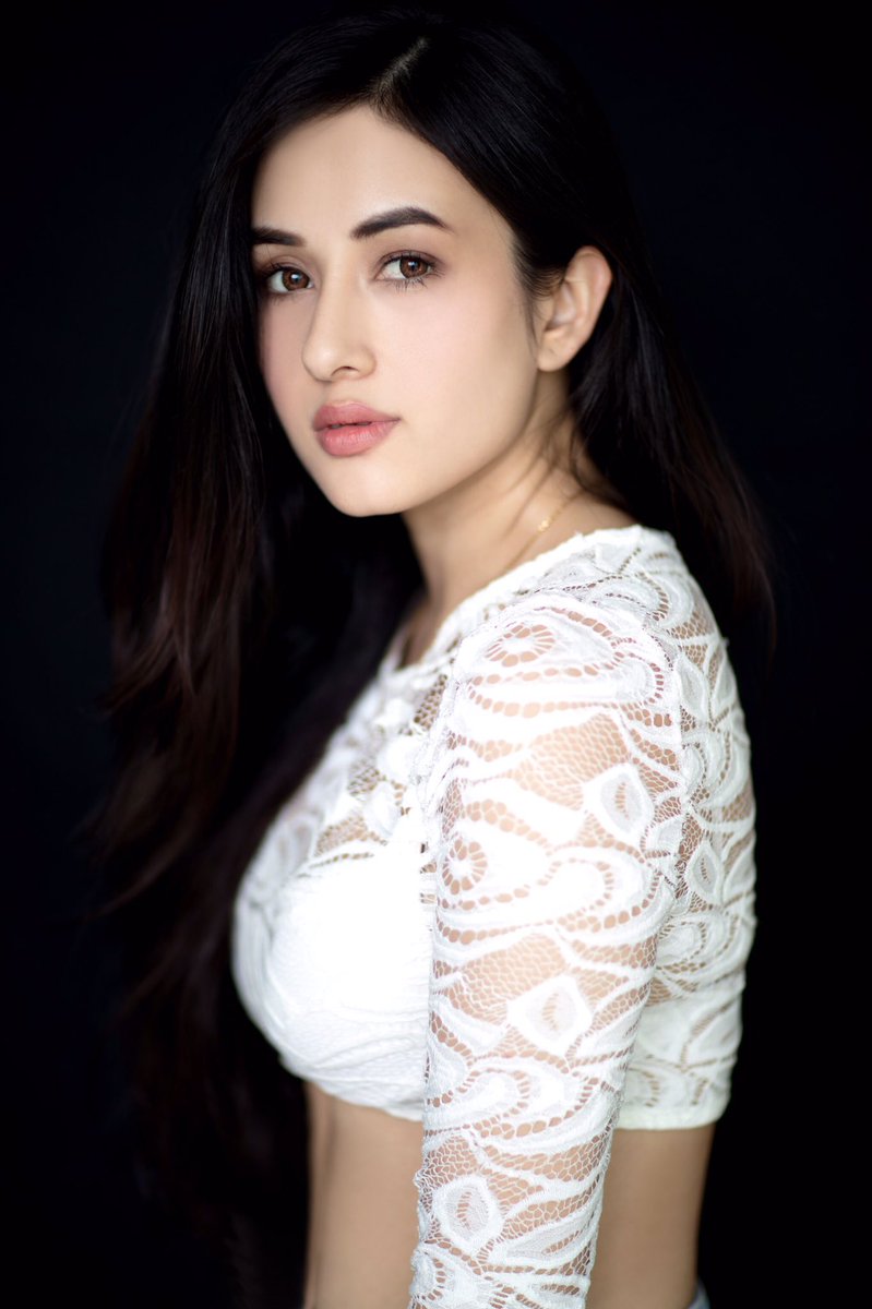 Aditi Budhathoki (@aditibudhathoki) on Twitter photo 