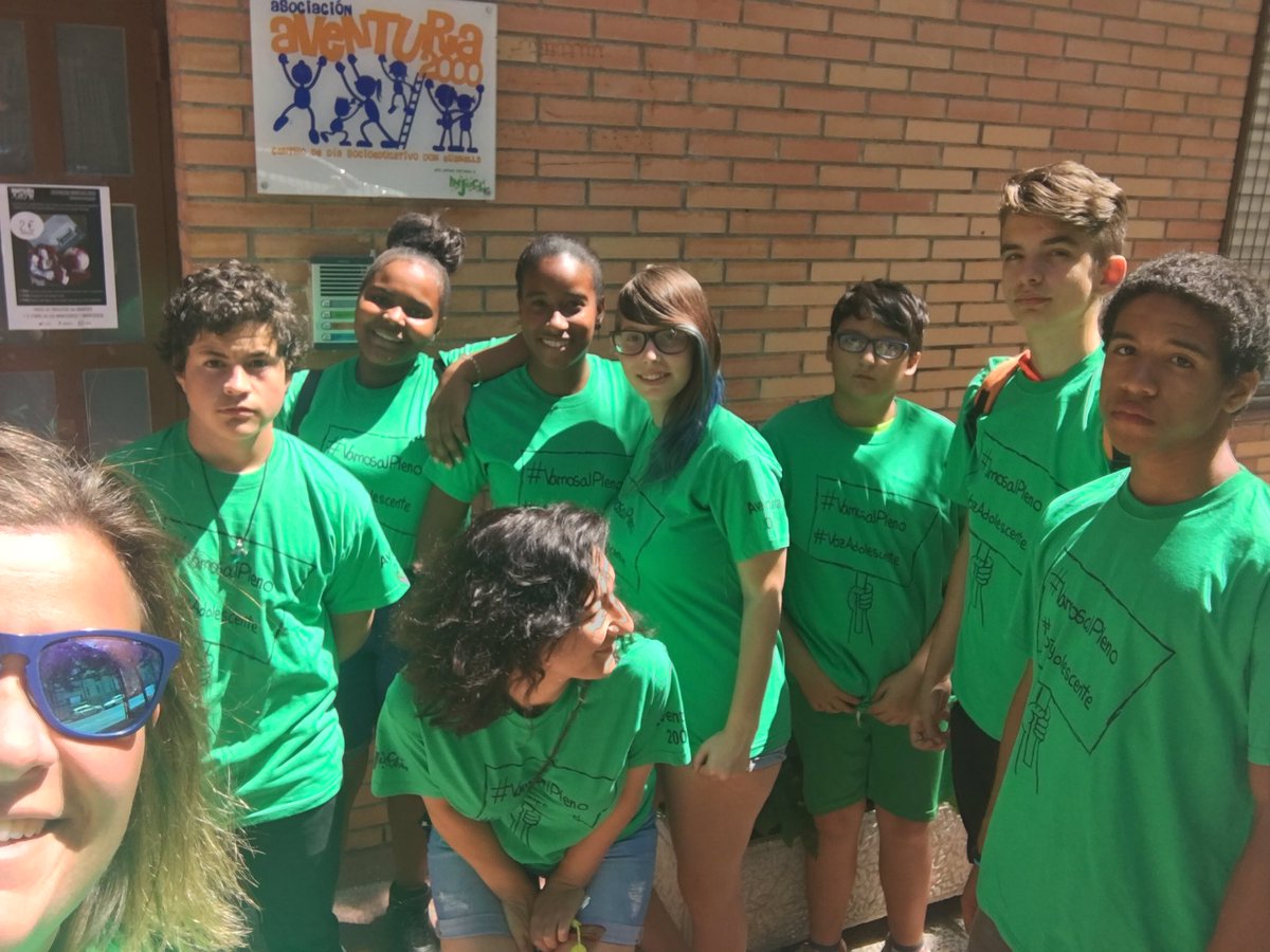 Listos  #vamosalpleno desde San Blas Canillejas!!! #vozadolescente <a href="/Fed_Injucam/">Federación INJUCAM</a>