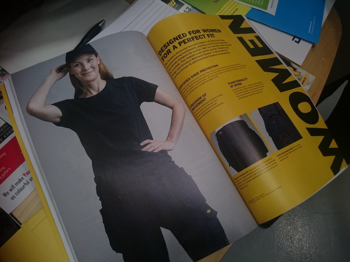 passthewrench's tweet photo. #WomensWorkwear !? A rare but welcome site! Bit by bit eh? Glad to see @SnickersWw_UK making moves #Rebuild17 #NationalConstructionSummit https://t.co/ebl01G4oks