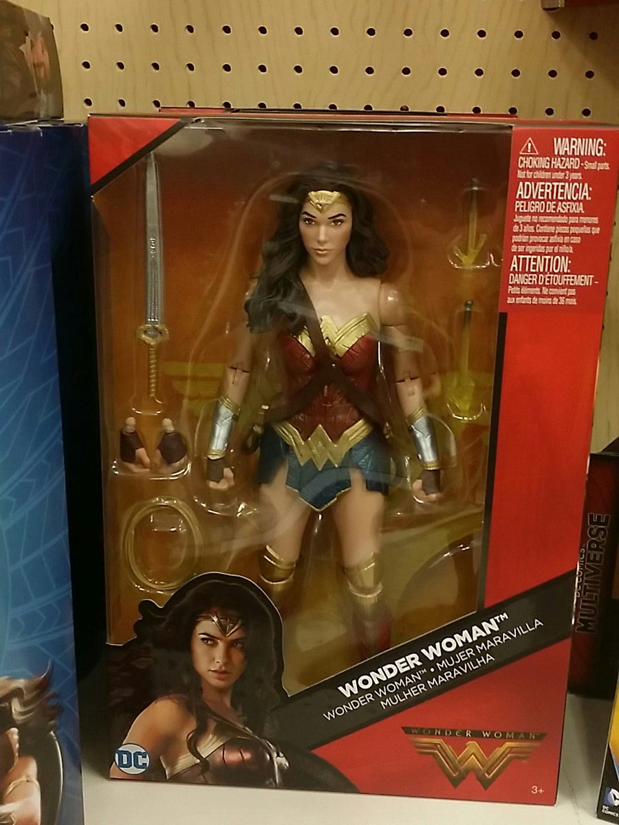 mitzinapoles's tweet photo. This one is my favorite #WonderWoman https://t.co/Upn4hh6srJ