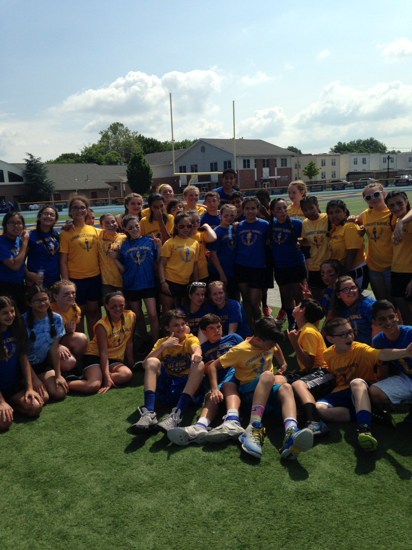 Roosevelt07071's tweet photo. Our seventh grade enjoying their day at the Olympics... https://t.co/oCyfG5hqFx