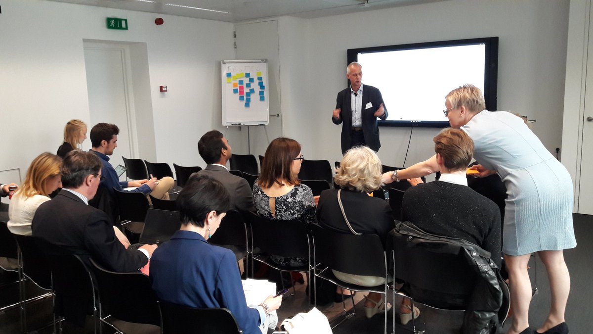 ERRINNetwork's tweet photo. What is the environmental aspect of #Robotics? One of question during our #EuropeRobotics workshops. https://t.co/CHQABcjjMJ