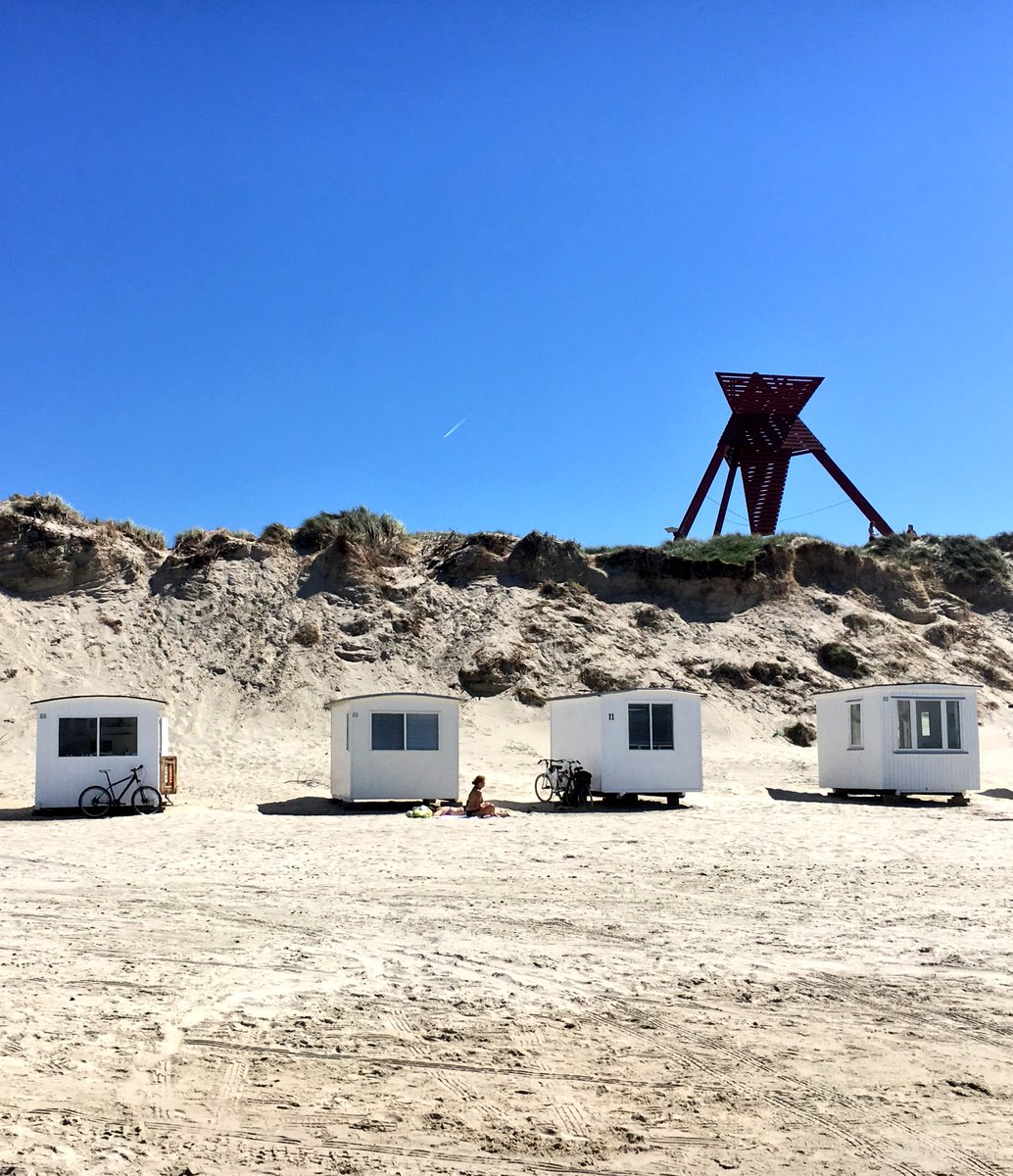 AnneNRinggren's tweet photo. Summerlife #Blokhus #travel #jammerbugten #denmark https://t.co/DFloaHk2Yq