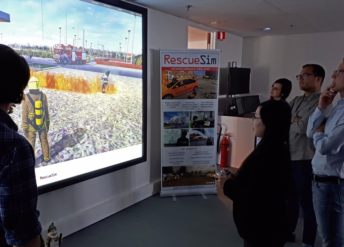 vstepsimulation's tweet photo. Demo hour! The #RescueSim team showed the newest feautures to the company - including our #mascotte Toos in both worlds. More info soon! https://t.co/VJMSiAv2MX