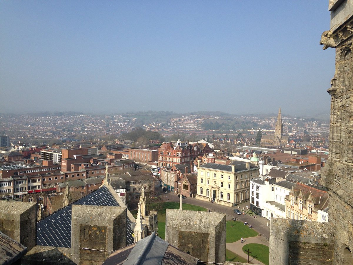 tweetinexeter's tweet photo. If you're spending this sunny weekend in the city don't forget to tag #inExeter in your pictures #citylove #exploreinexeter https://t.co/JKTIBg3OG2