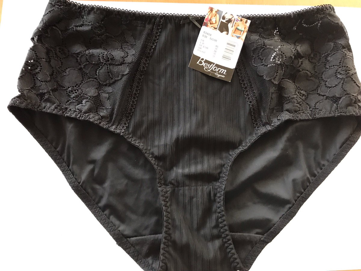 Nouvel arrivage : Lot BestForm
Spécial grande taille 
- Culotte à 5€ 
- Soutien gorge à 8€
Différents modèles.